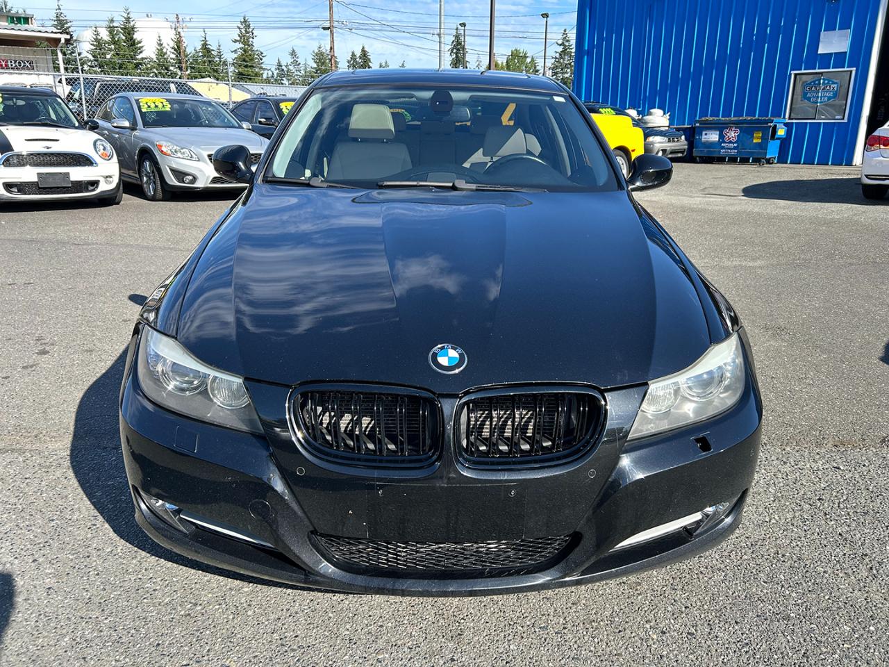 BMW 3 Series 4dr Sdn 335i xDrive AWD 2009