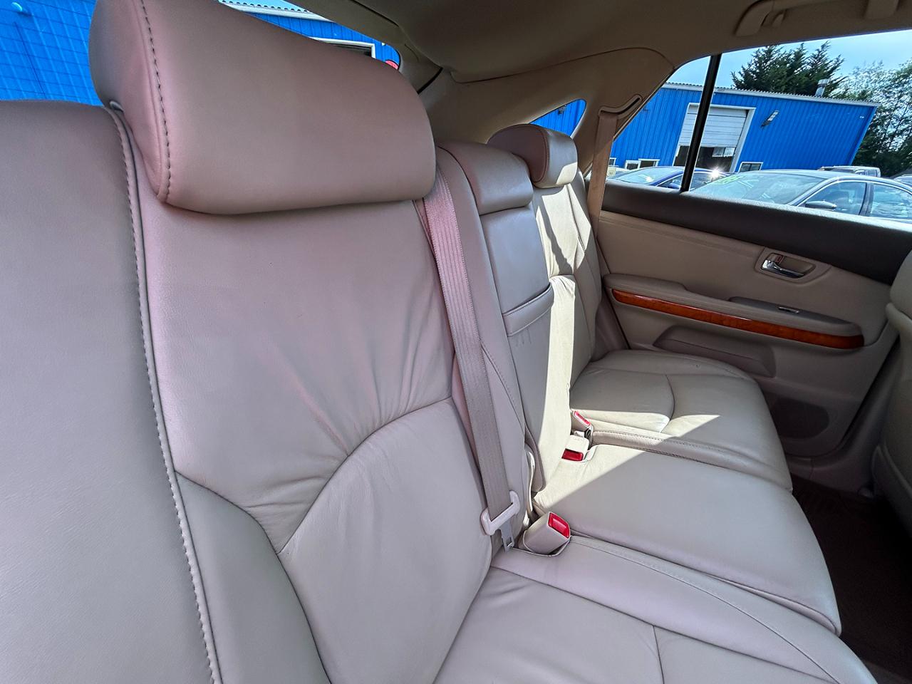 Lexus RX 330 4dr SUV AWD 2005