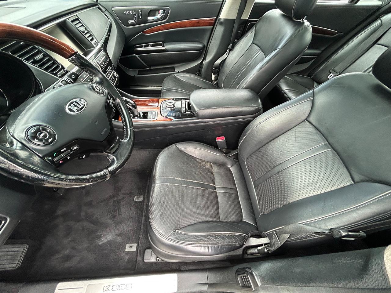 Kia K900 4dr Sdn Luxury 2015