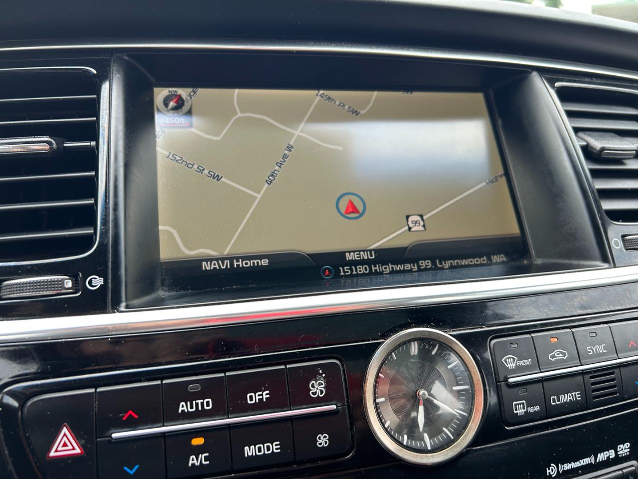 Kia K900 4dr Sdn Luxury 2015