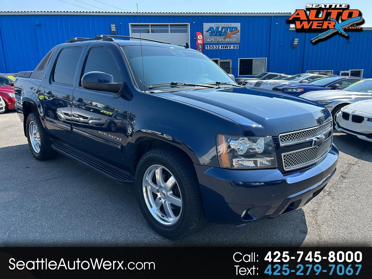 2011 Chevrolet Avalanche 4WD Crew Cab LT