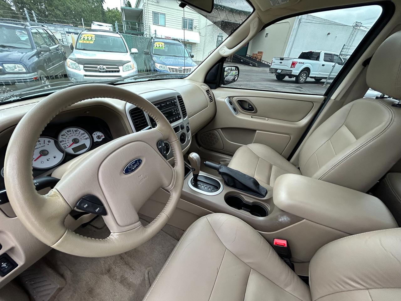 Ford Escape 4dr 3.0L XLT 4WD 2006