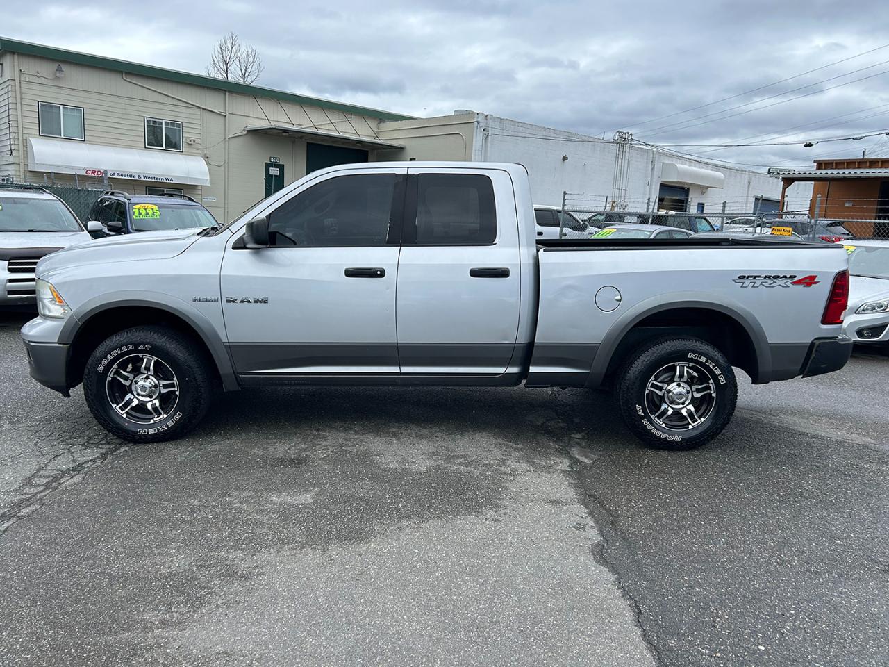 Dodge Ram 1500 4WD Quad Cab 140.5" TRX 2010