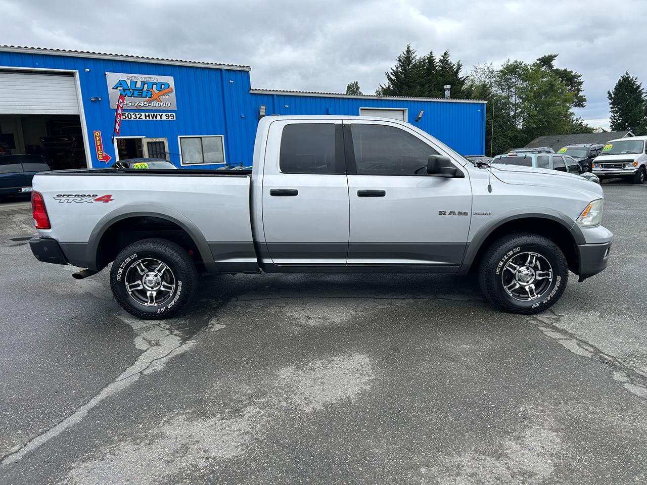 Dodge Ram 1500 4WD Quad Cab 140.5" TRX 2010