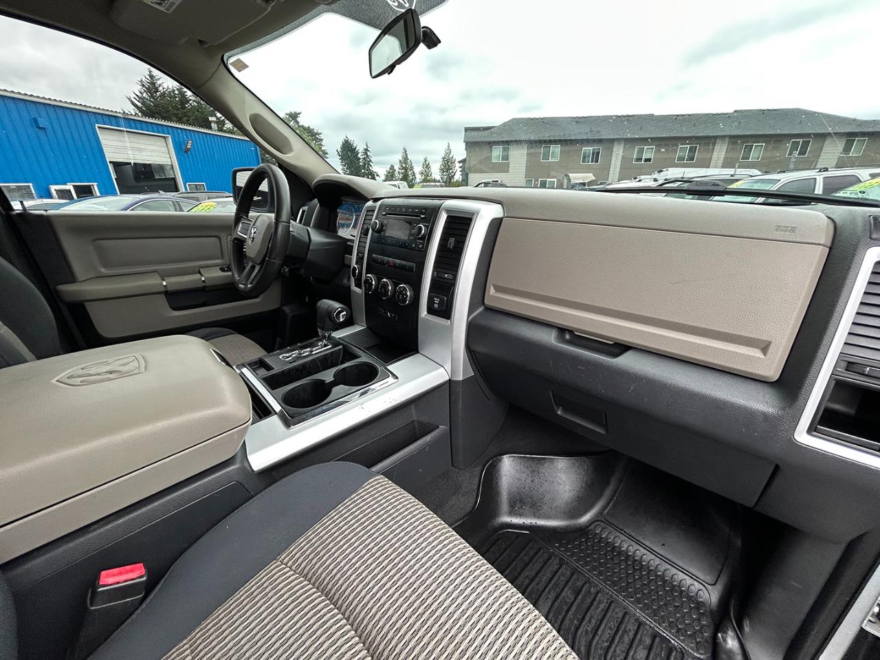 Dodge Ram 1500 4WD Quad Cab 140.5" TRX 2010