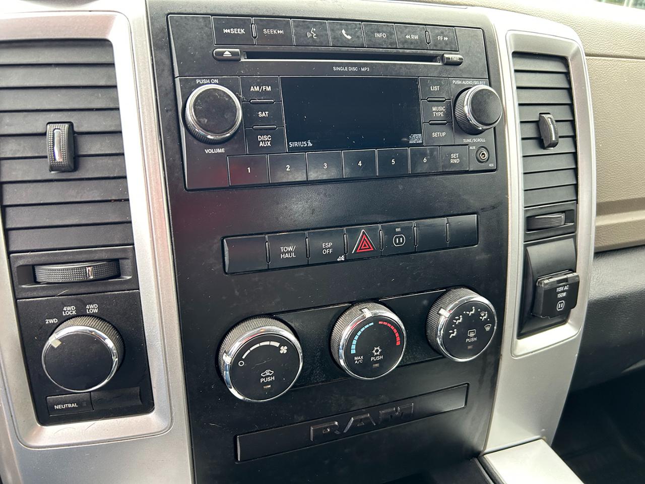 Dodge Ram 1500 4WD Quad Cab 140.5" TRX 2010
