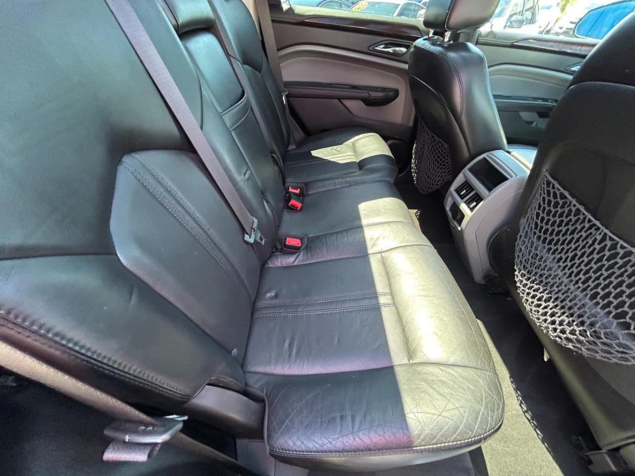 Cadillac SRX AWD 4dr Luxury Collection 2010