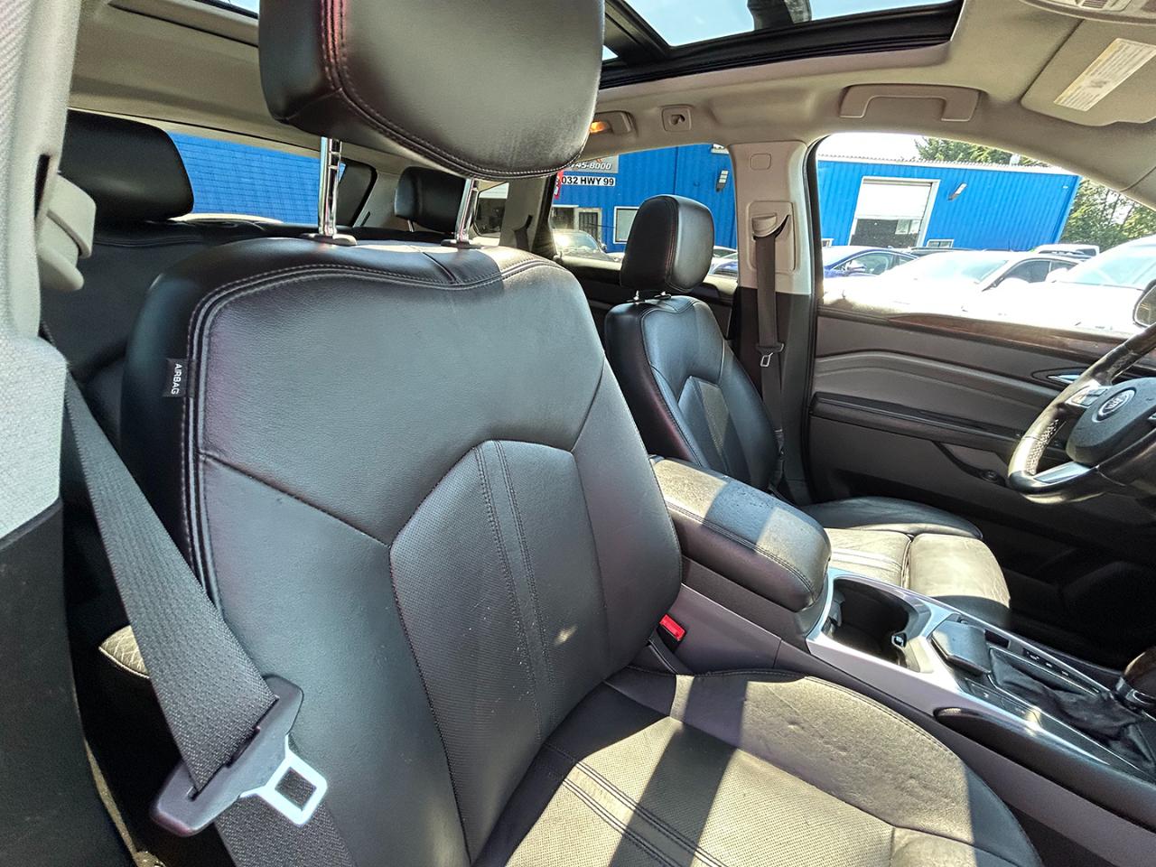 Cadillac SRX AWD 4dr Luxury Collection 2010