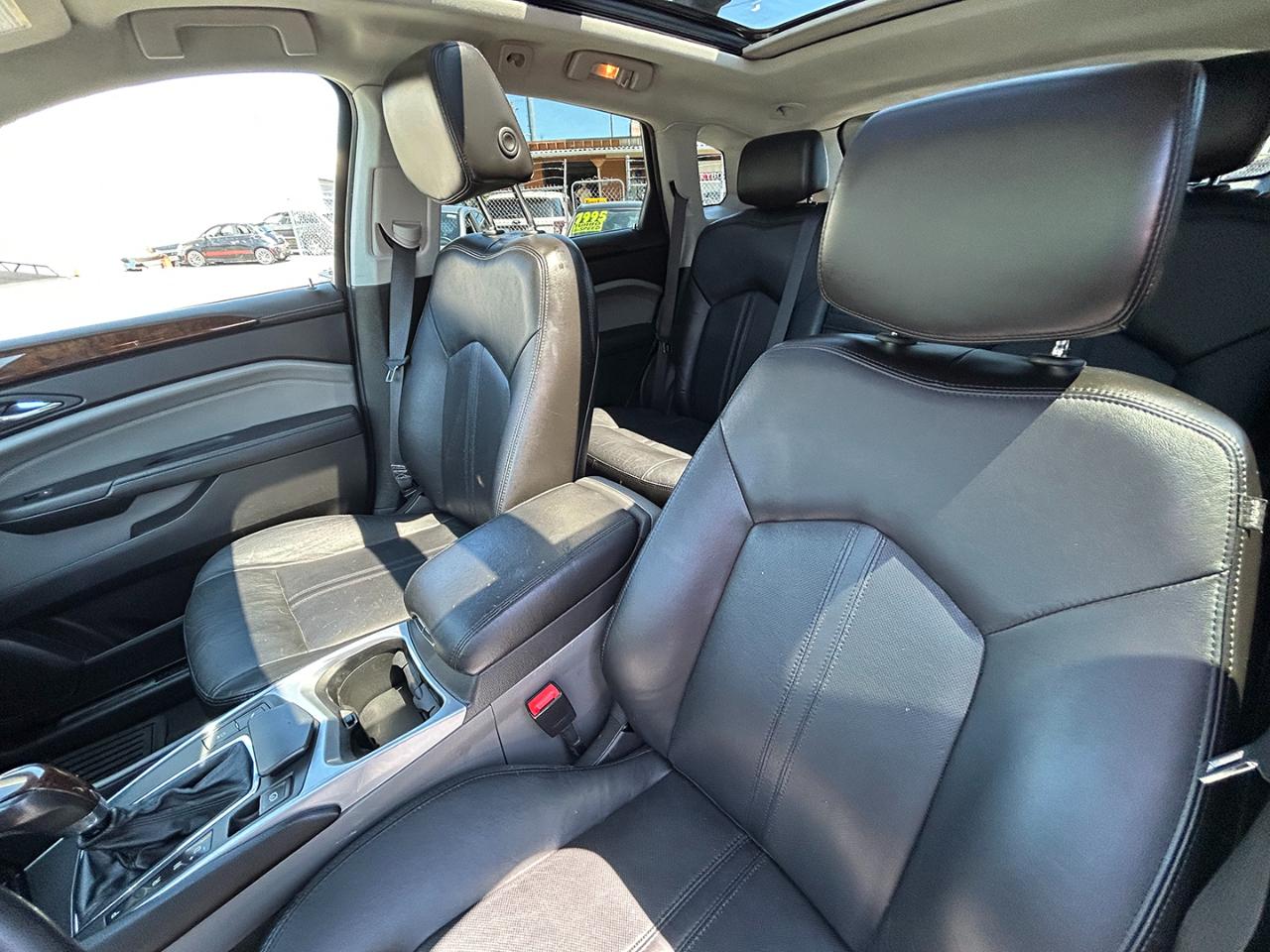 Cadillac SRX AWD 4dr Luxury Collection 2010