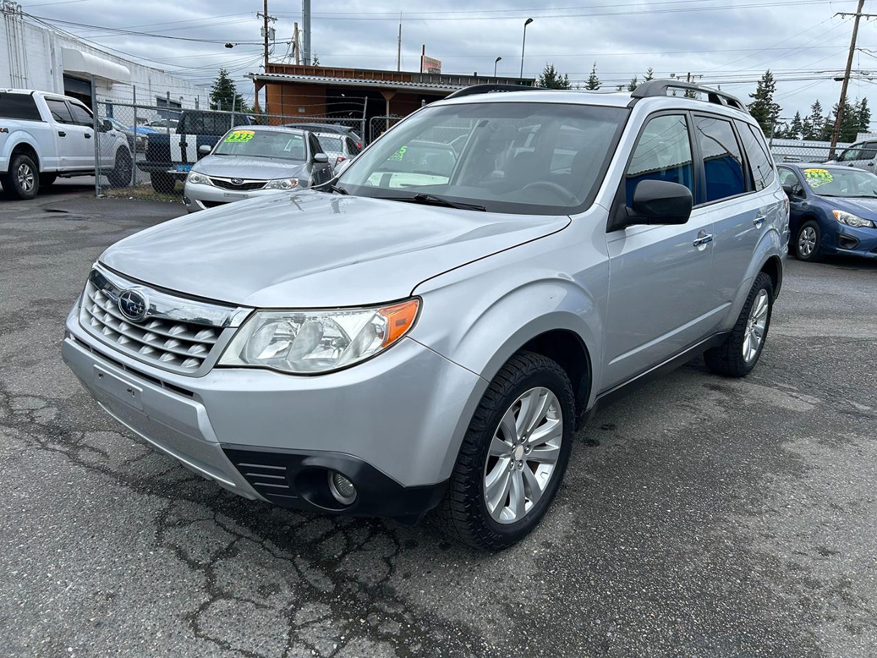 Subaru Forester 4dr Auto 2.5X Premium w/All-Weather Pkg 2011