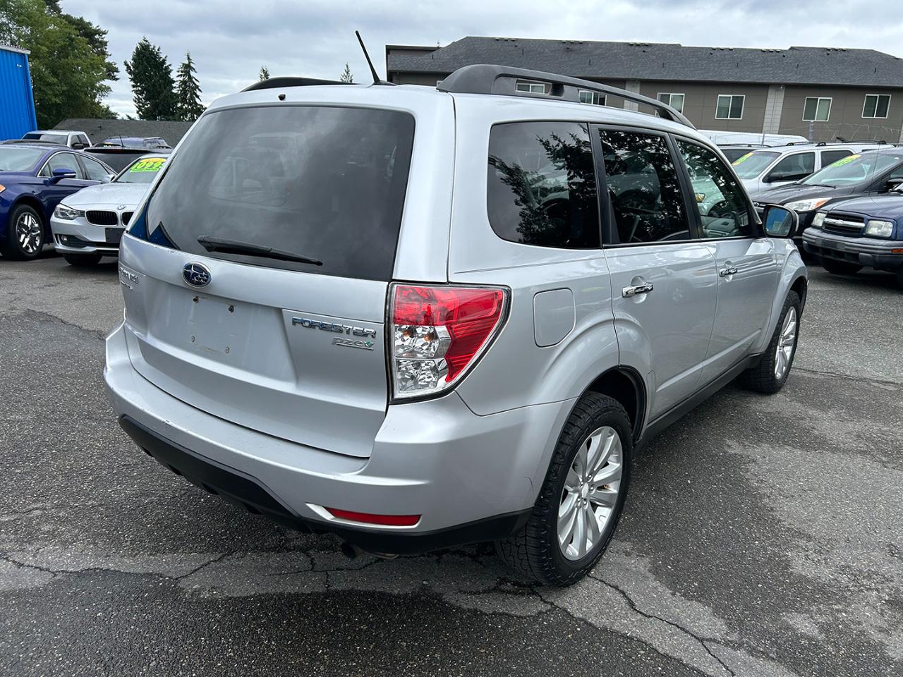 Subaru Forester 4dr Auto 2.5X Premium w/All-Weather Pkg 2011