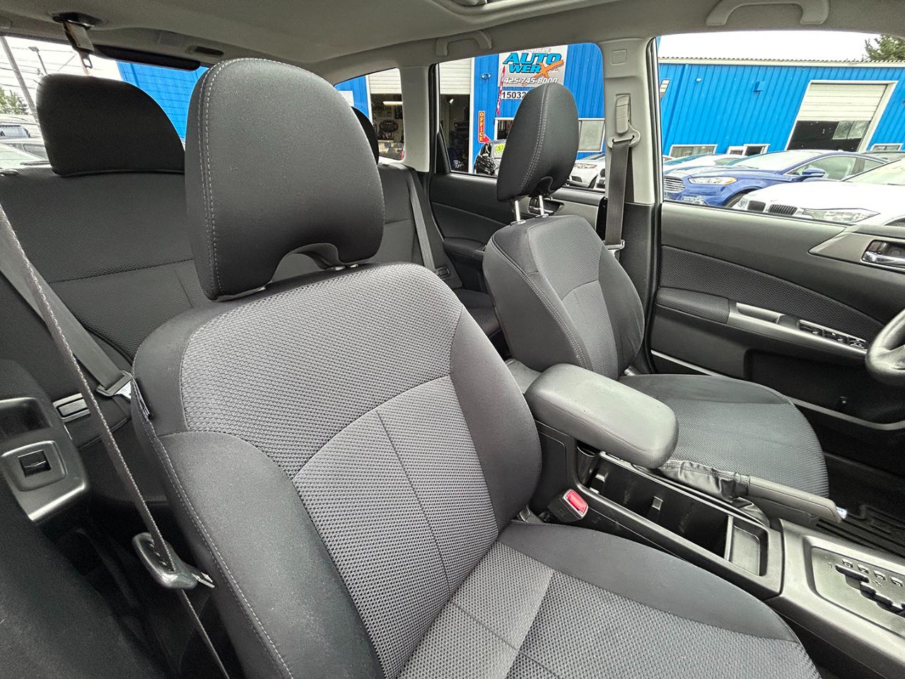 Subaru Forester 4dr Auto 2.5X Premium w/All-Weather Pkg 2011