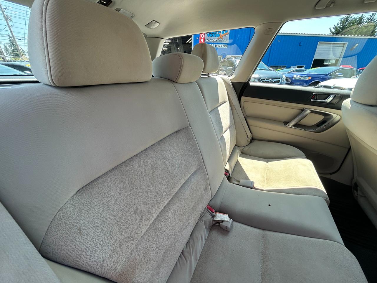 Subaru Outback 4dr H4 Man 2009
