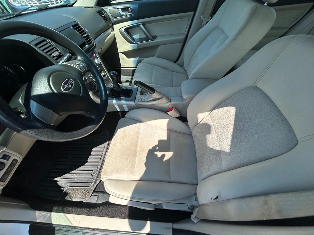 Subaru Outback 4dr H4 Man 2009