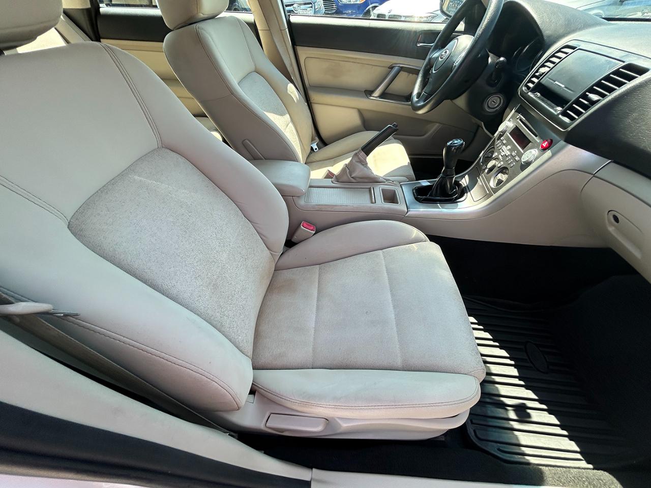 Subaru Outback 4dr H4 Man 2009