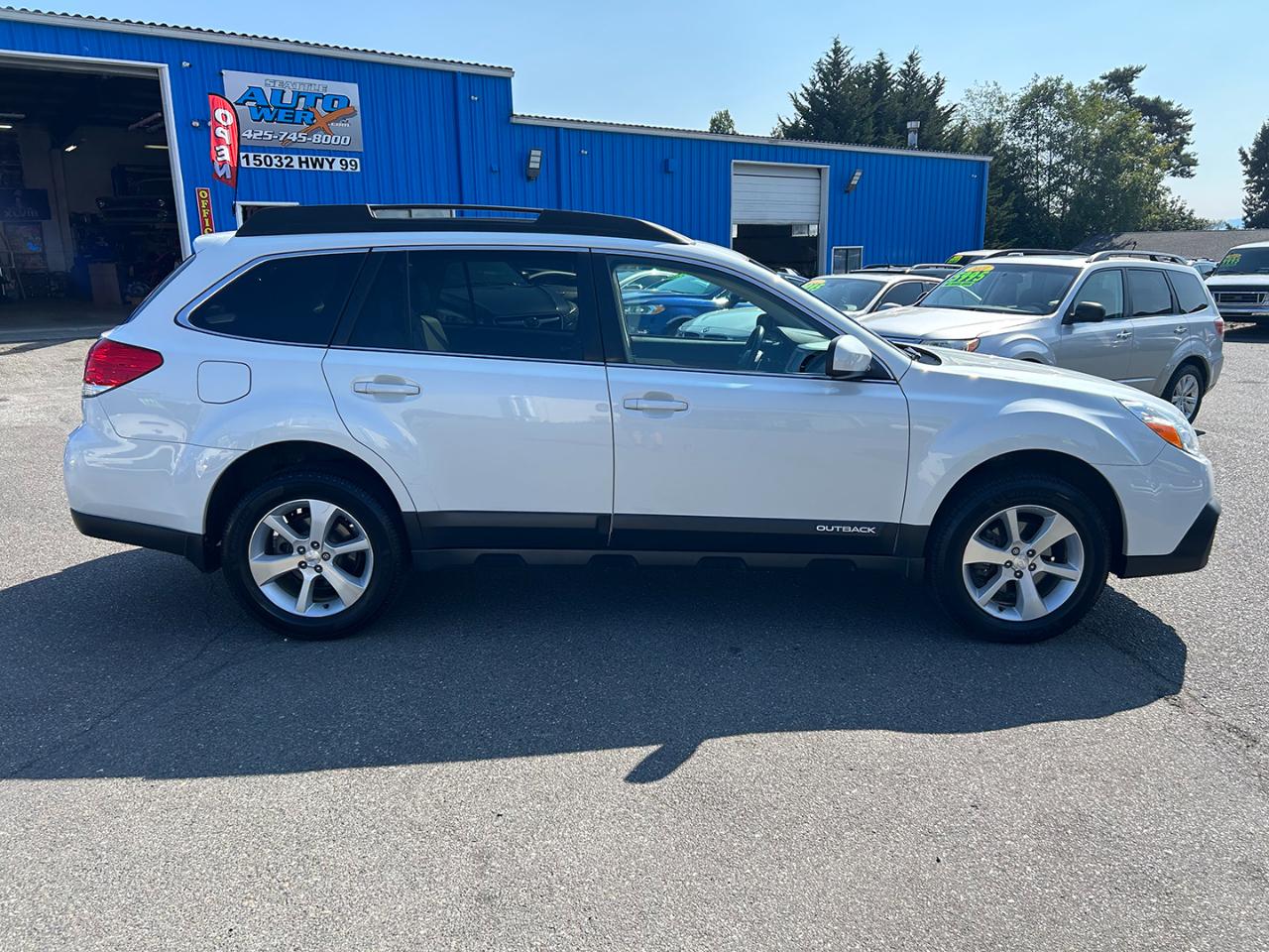 Subaru Outback 4dr Wgn H4 Auto 2.5i Limited 2013
