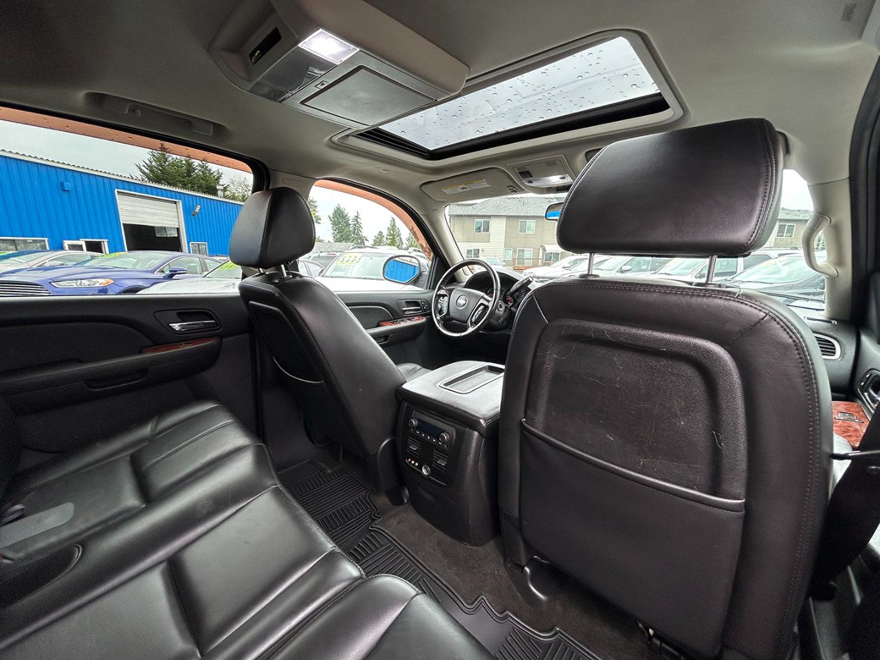 Chevrolet Avalanche 4WD Crew Cab 130" LTZ 2008
