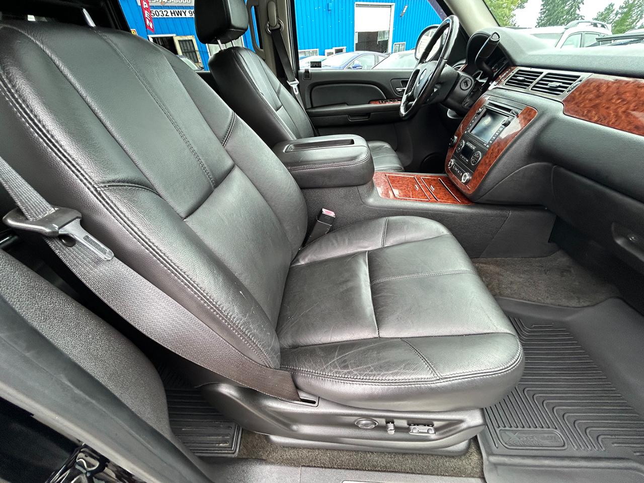 Chevrolet Avalanche 4WD Crew Cab 130" LTZ 2008