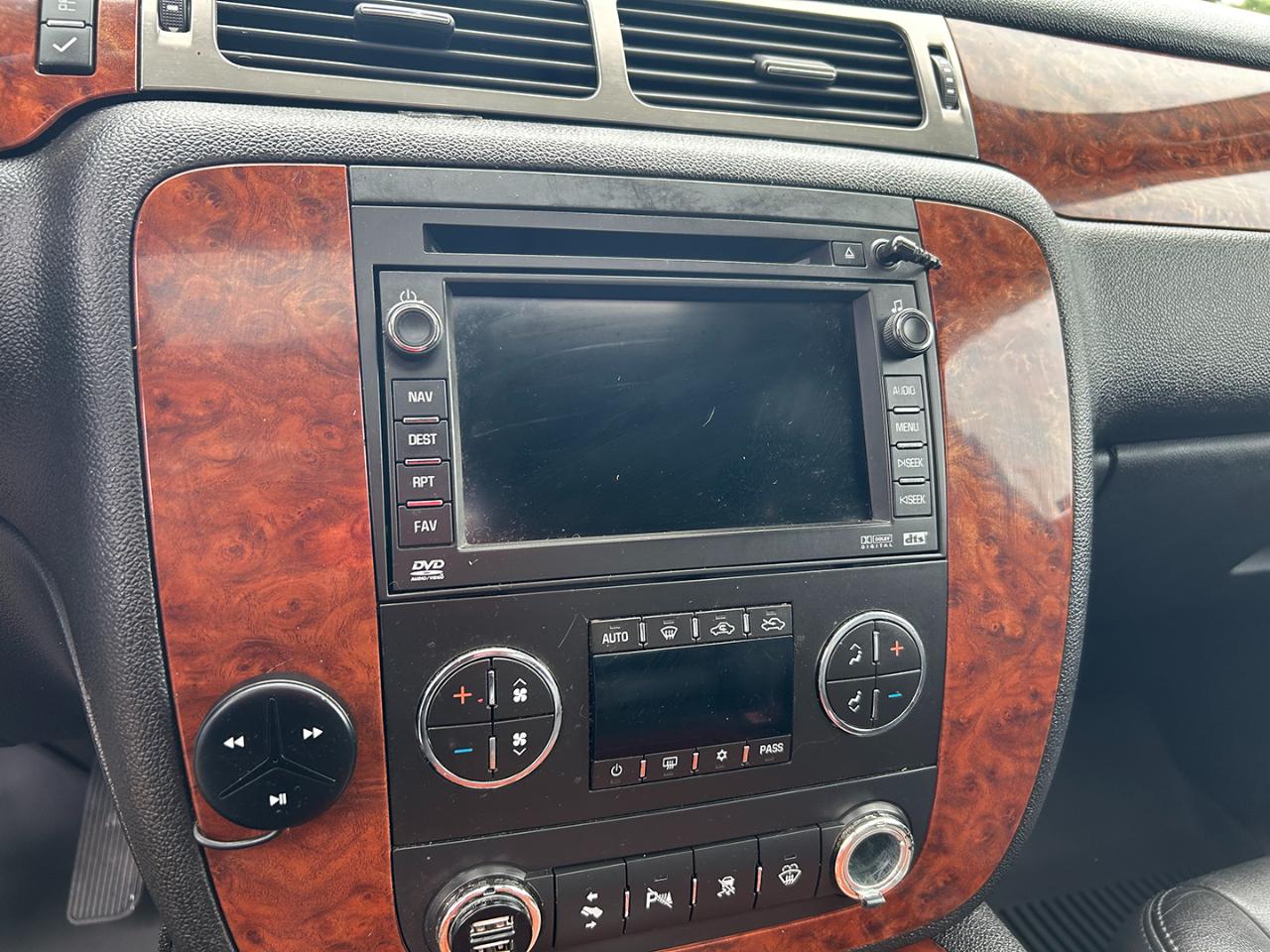 Chevrolet Avalanche 4WD Crew Cab 130" LTZ 2008