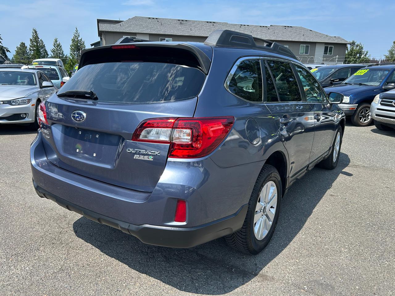 Subaru Outback 4dr Wgn 2.5i Premium PZEV 2015