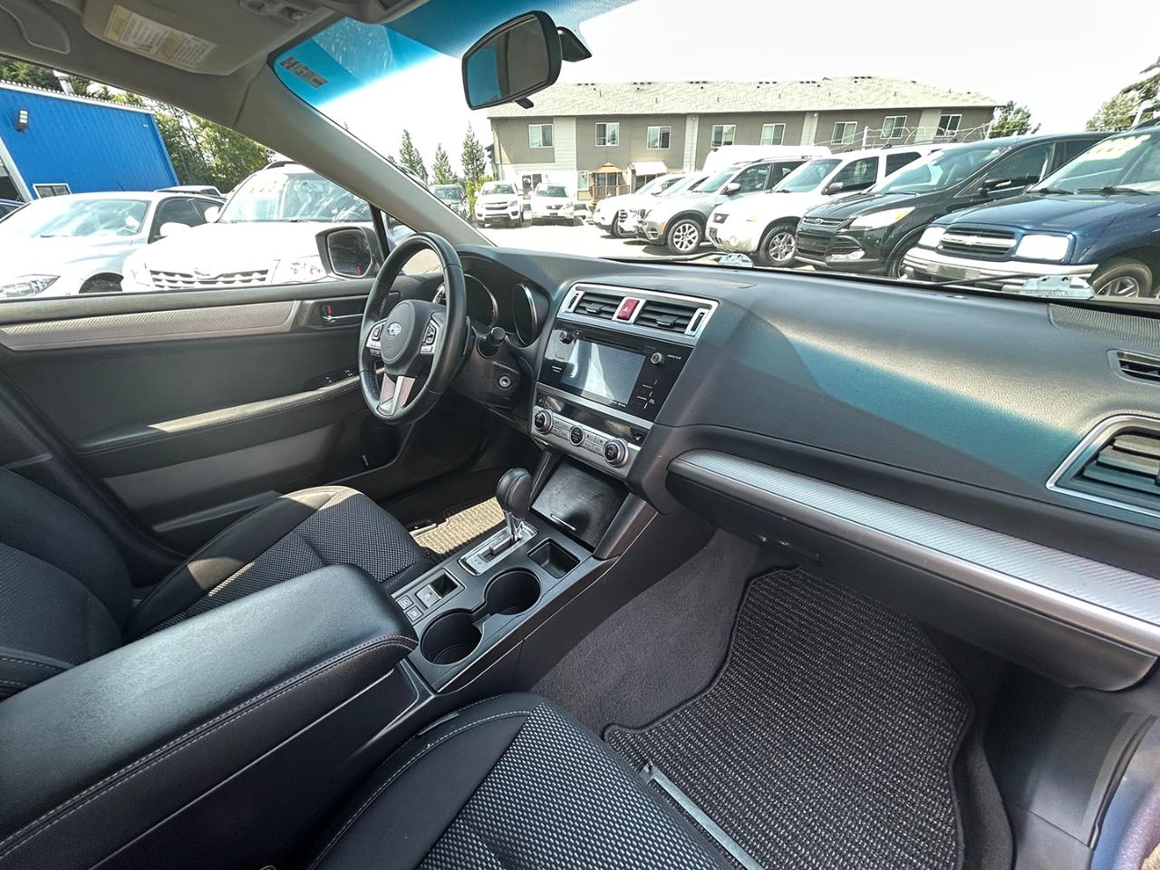 Subaru Outback 4dr Wgn 2.5i Premium PZEV 2015