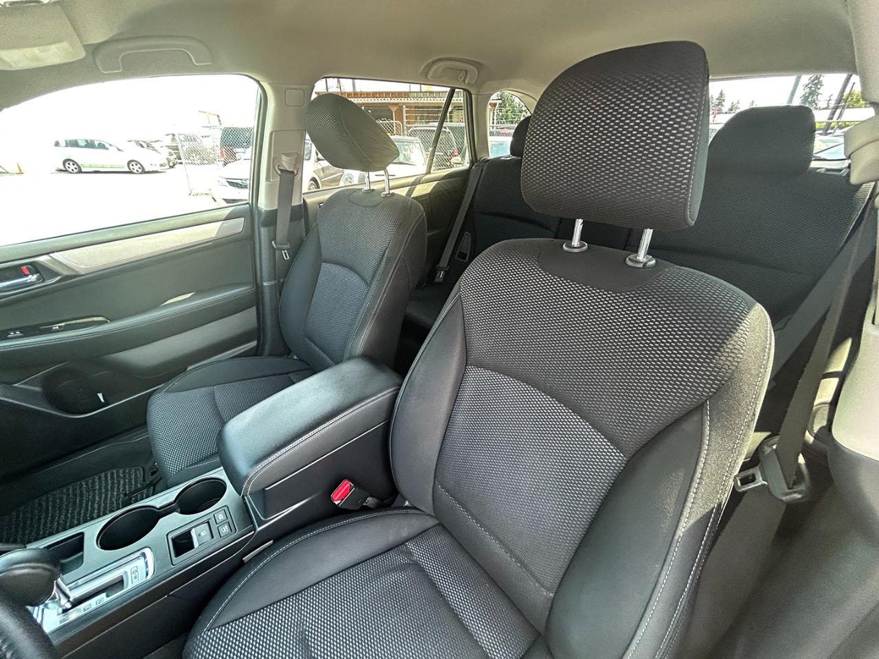 Subaru Outback 4dr Wgn 2.5i Premium PZEV 2015