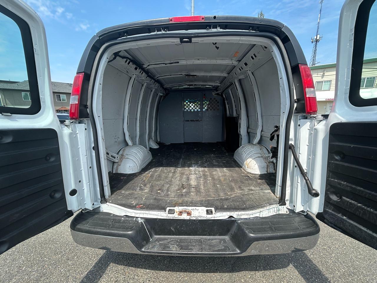 Chevrolet Express Cargo Van RWD 2500 135" 2017