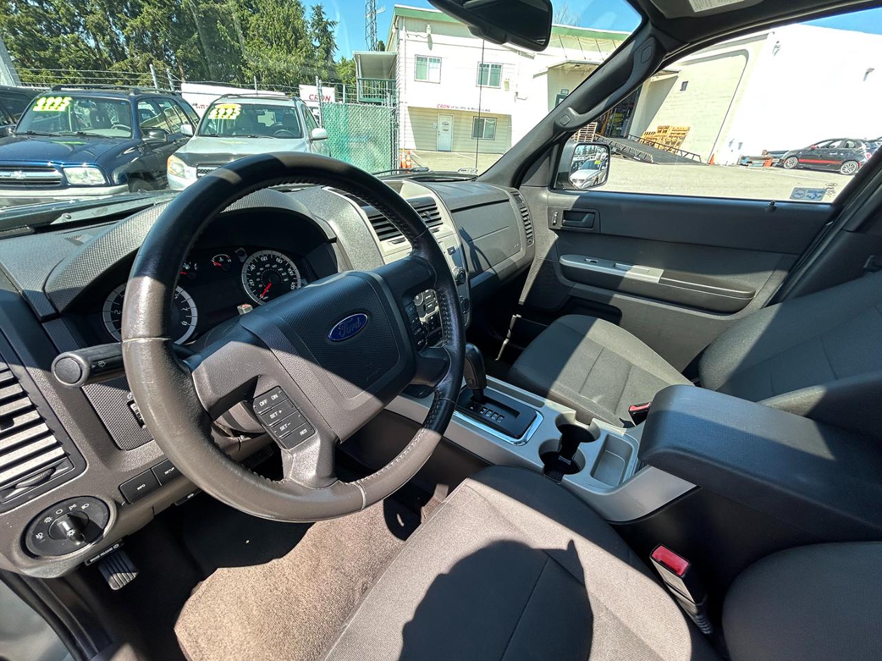 Ford Escape 4WD 4dr XLT 2012
