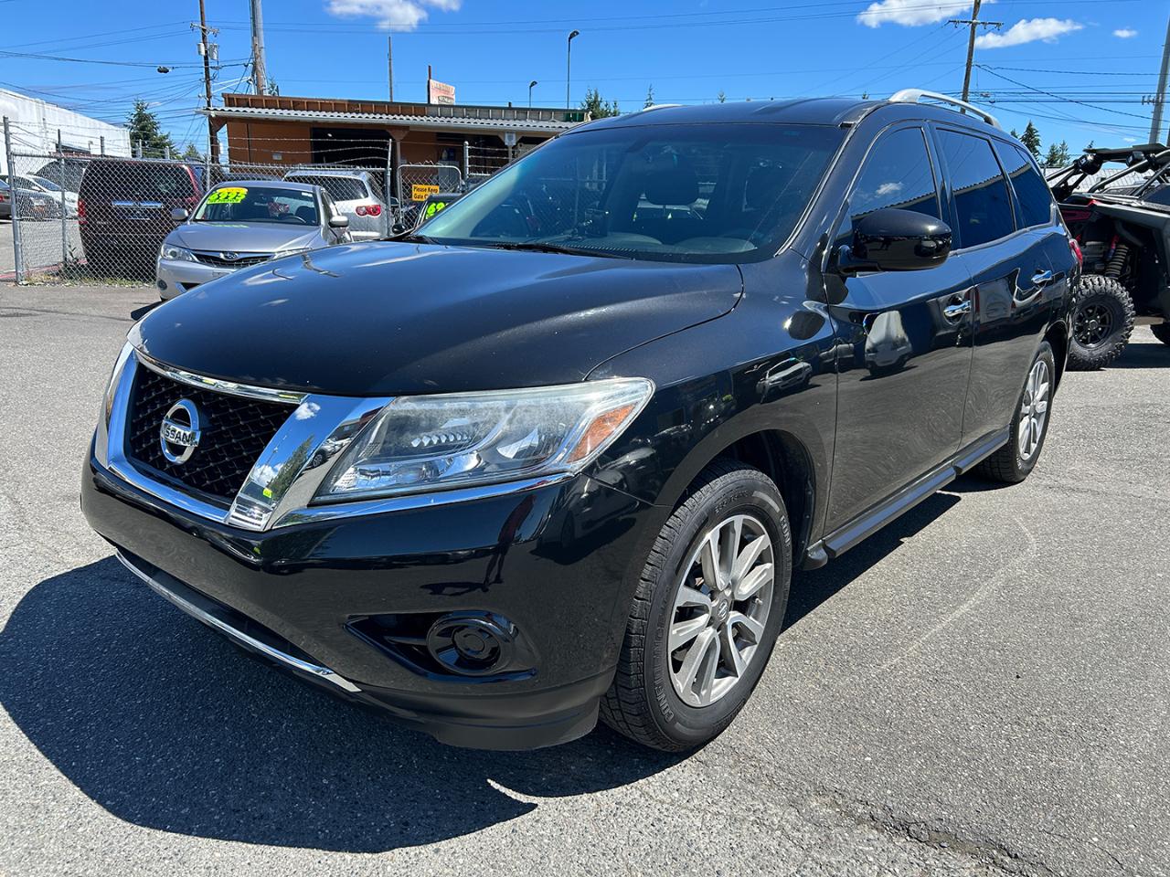 Nissan Pathfinder 2WD 4dr S 2015