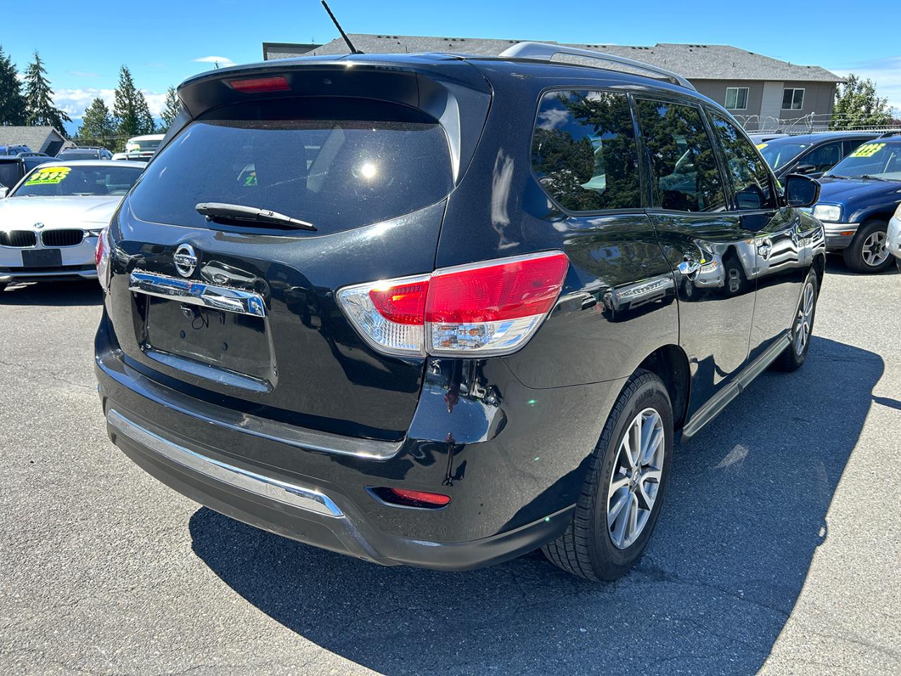 Nissan Pathfinder 2WD 4dr S 2015