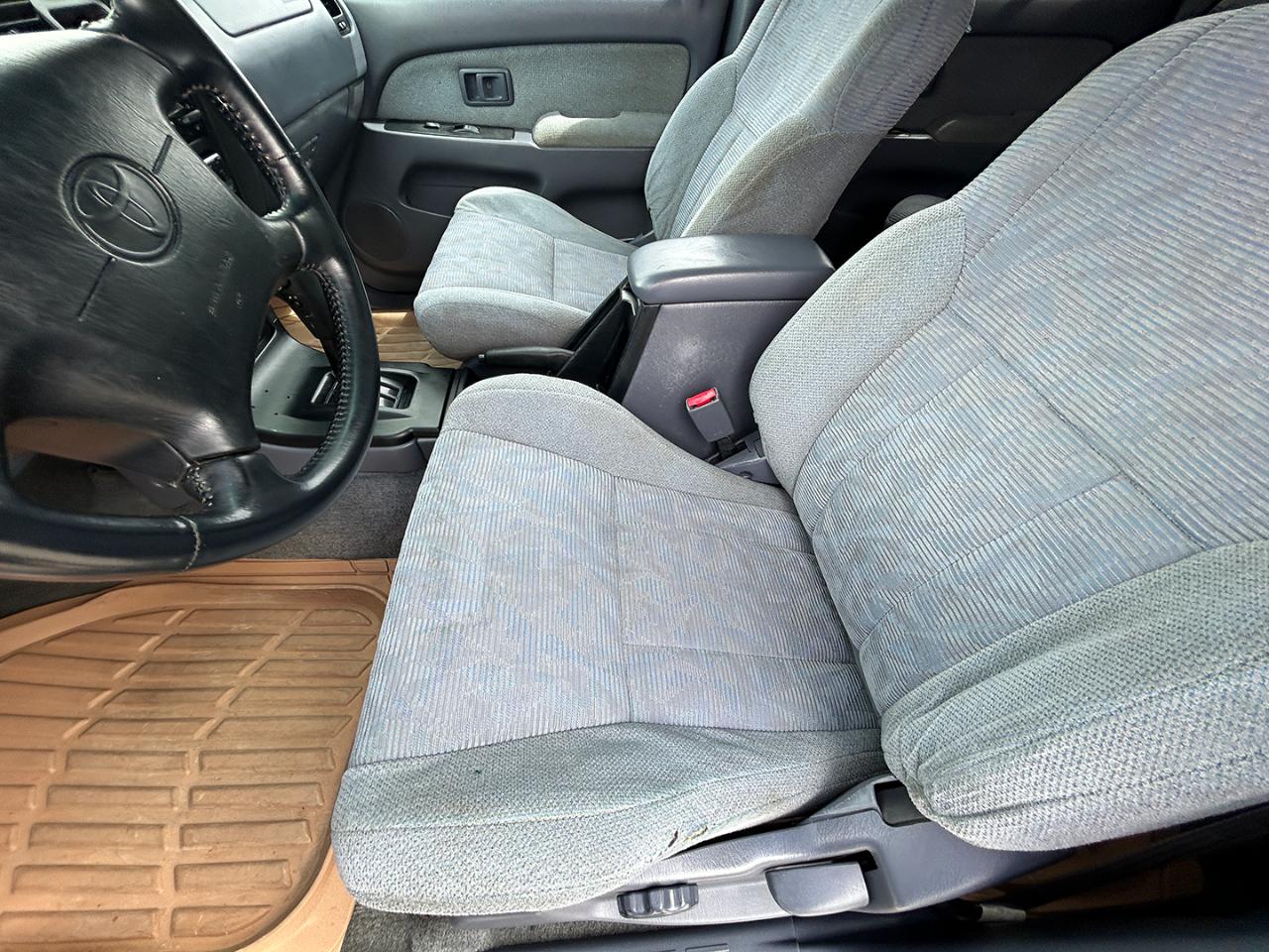 Toyota 4Runner 4dr SR5 3.4L Auto 2000