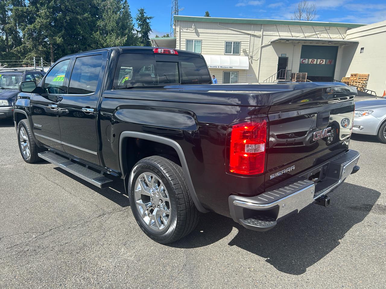 GMC Sierra 1500 4WD Crew Cab 143.5" SLT 2014