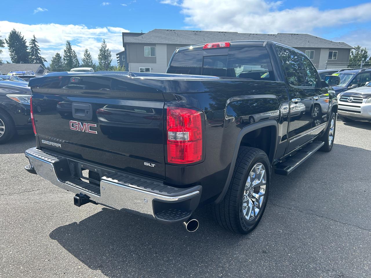 GMC Sierra 1500 4WD Crew Cab 143.5" SLT 2014
