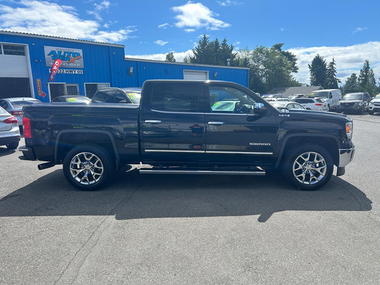 GMC Sierra 1500 4WD Crew Cab 143.5" SLT 2014