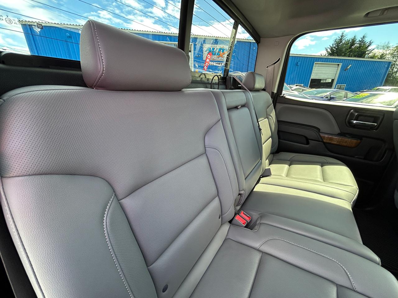 GMC Sierra 1500 4WD Crew Cab 143.5" SLT 2014