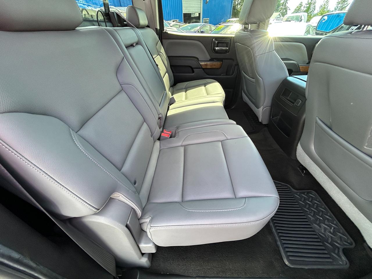 GMC Sierra 1500 4WD Crew Cab 143.5" SLT 2014