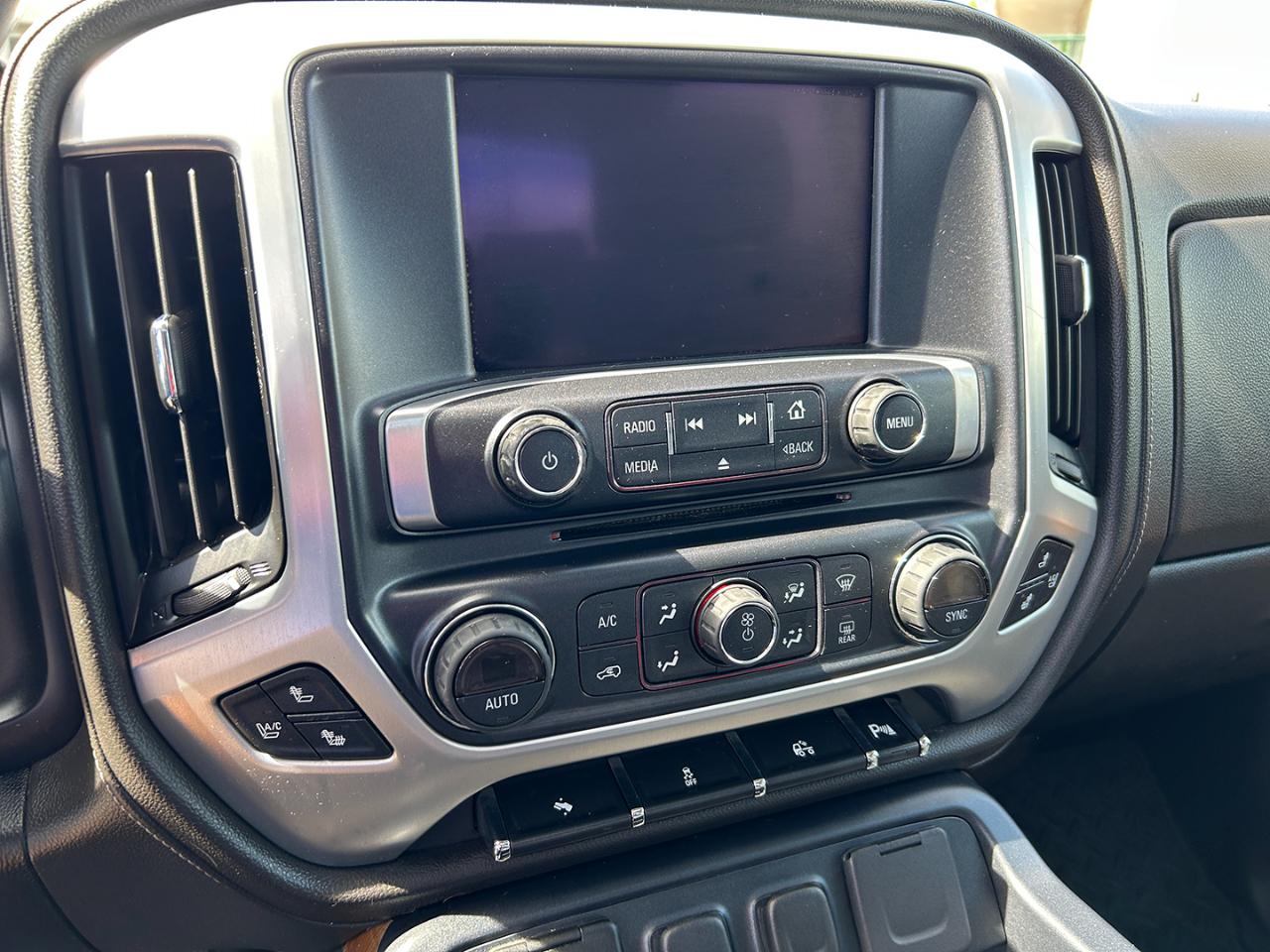 GMC Sierra 1500 4WD Crew Cab 143.5" SLT 2014