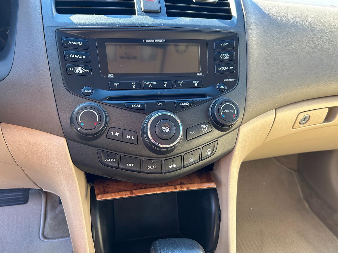 Honda Accord Sdn EX Auto V6 w/Leather 2003