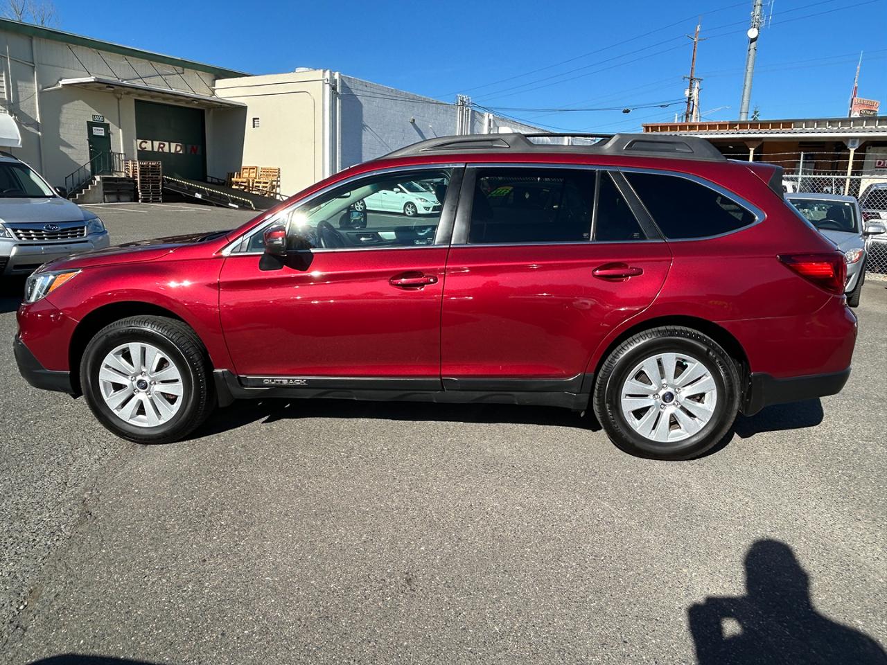 Subaru Outback 4dr Wgn 2.5i Premium PZEV 2016