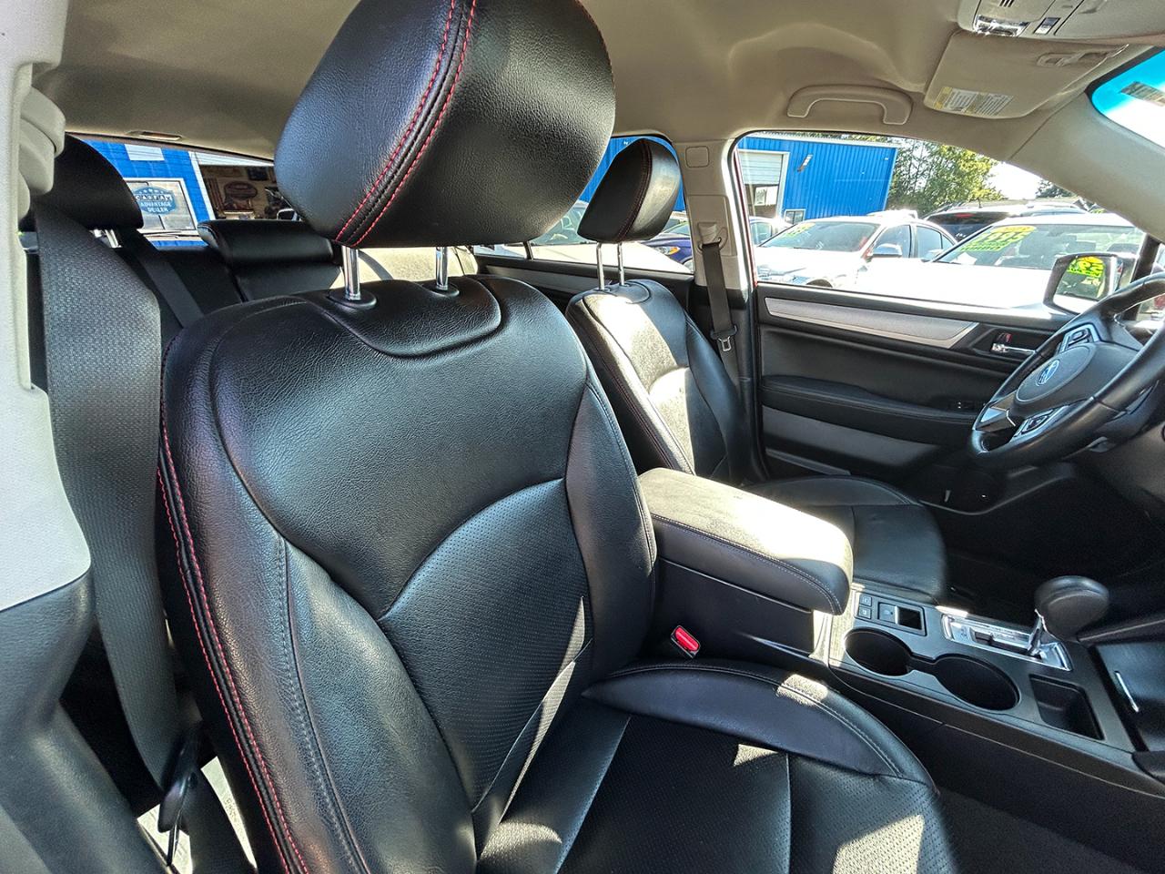 Subaru Outback 4dr Wgn 2.5i Premium PZEV 2016