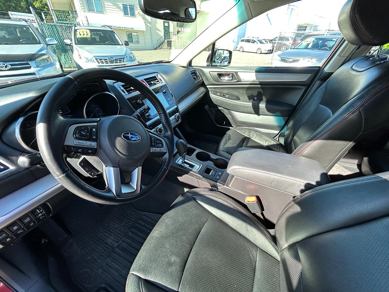 Subaru Outback 4dr Wgn 2.5i Premium PZEV 2016