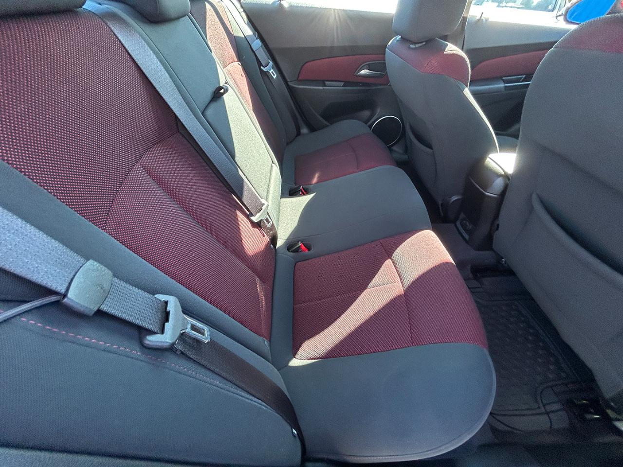 Chevrolet Cruze 4dr Sdn ECO w/1XF 2011