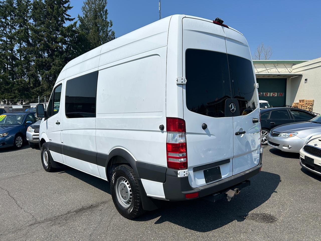 Mercedes-Benz Sprinter Vans RWD 2500 144" 2016