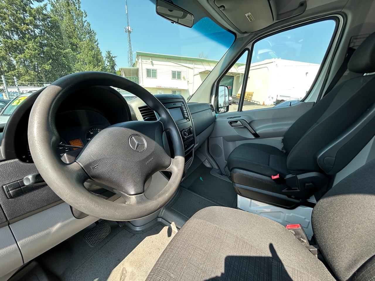 Mercedes-Benz Sprinter Vans RWD 2500 144" 2016