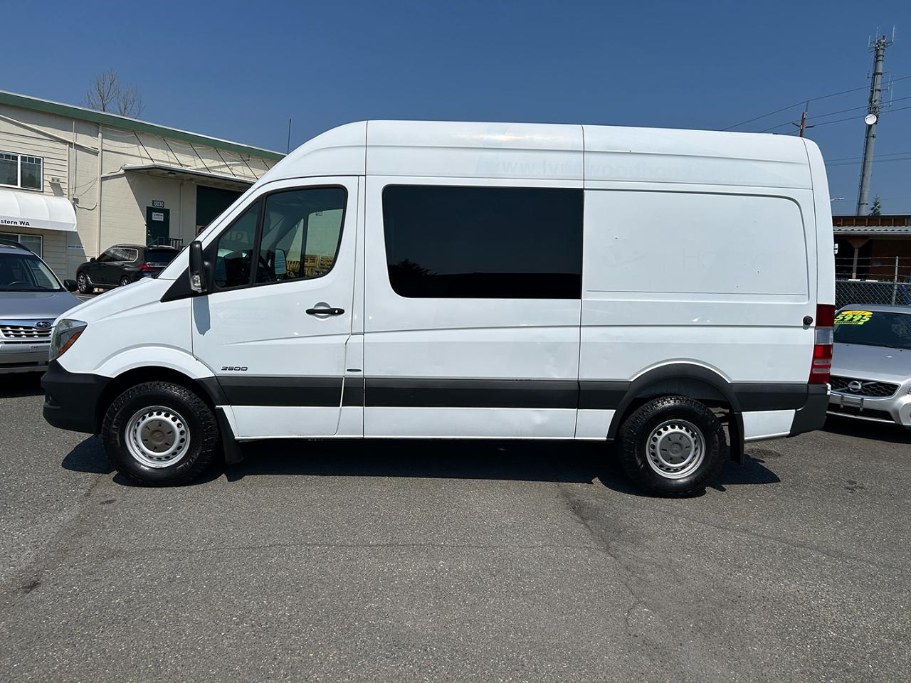Mercedes-Benz Sprinter Vans RWD 2500 144" 2016