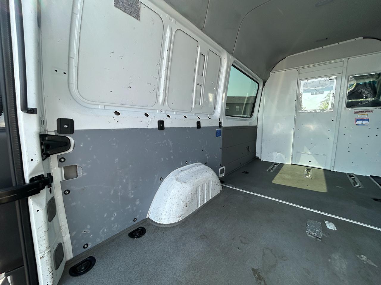 Mercedes-Benz Sprinter Vans RWD 2500 144" 2016