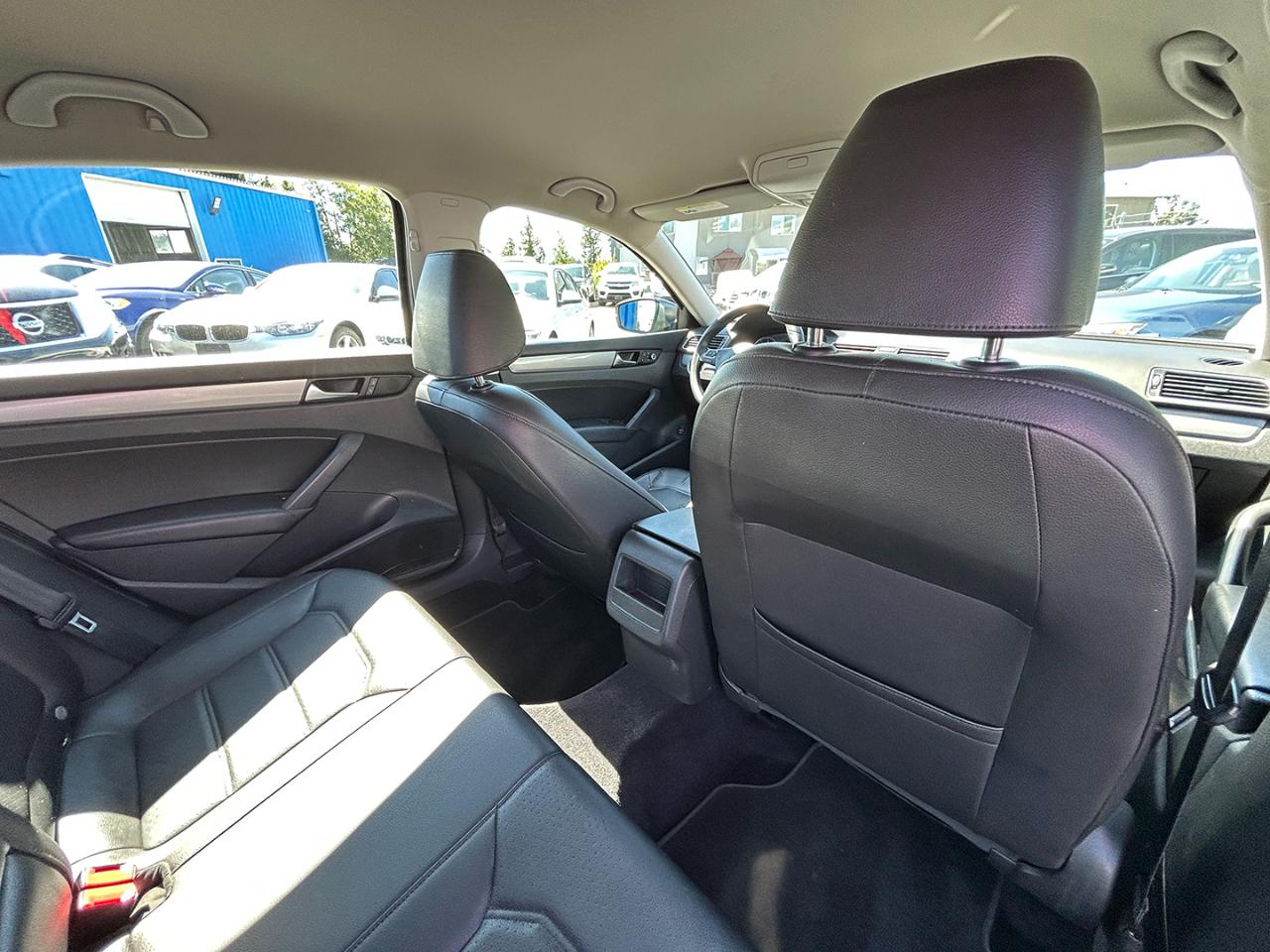 Volkswagen Passat 4dr Sdn 1.8T Auto Wolfsburg Ed PZEV 2014