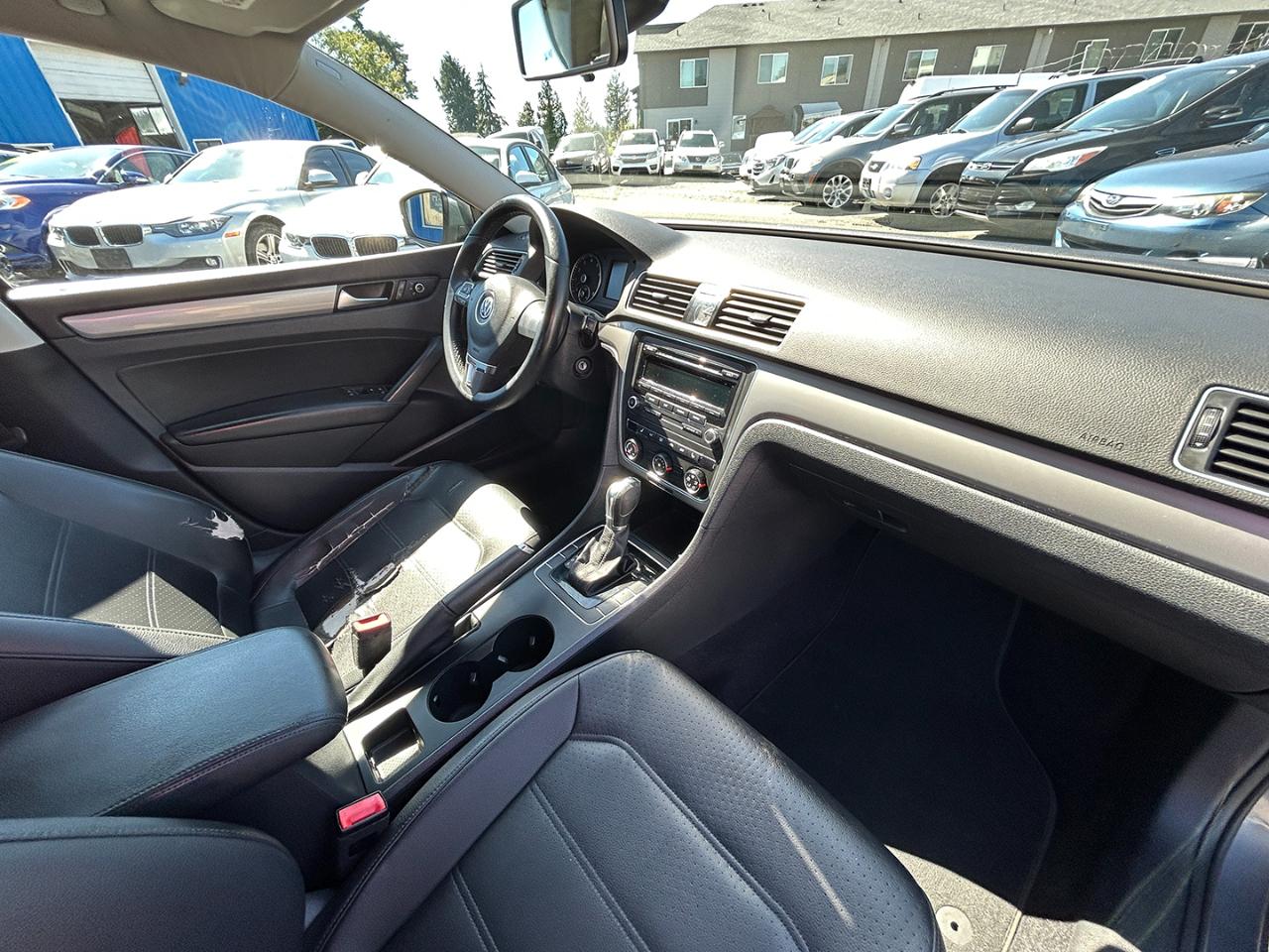 Volkswagen Passat 4dr Sdn 1.8T Auto Wolfsburg Ed PZEV 2014