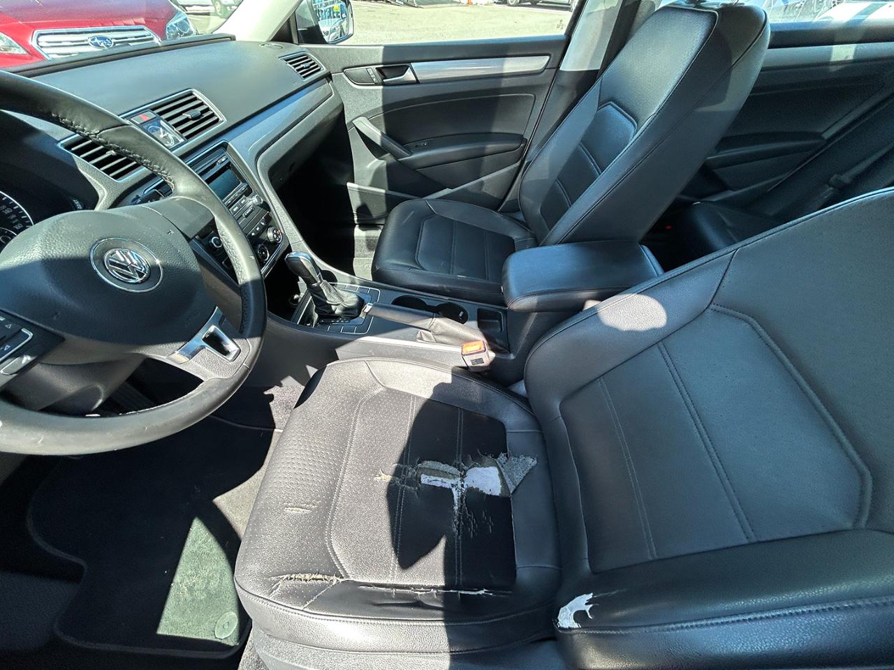Volkswagen Passat 4dr Sdn 1.8T Auto Wolfsburg Ed PZEV 2014