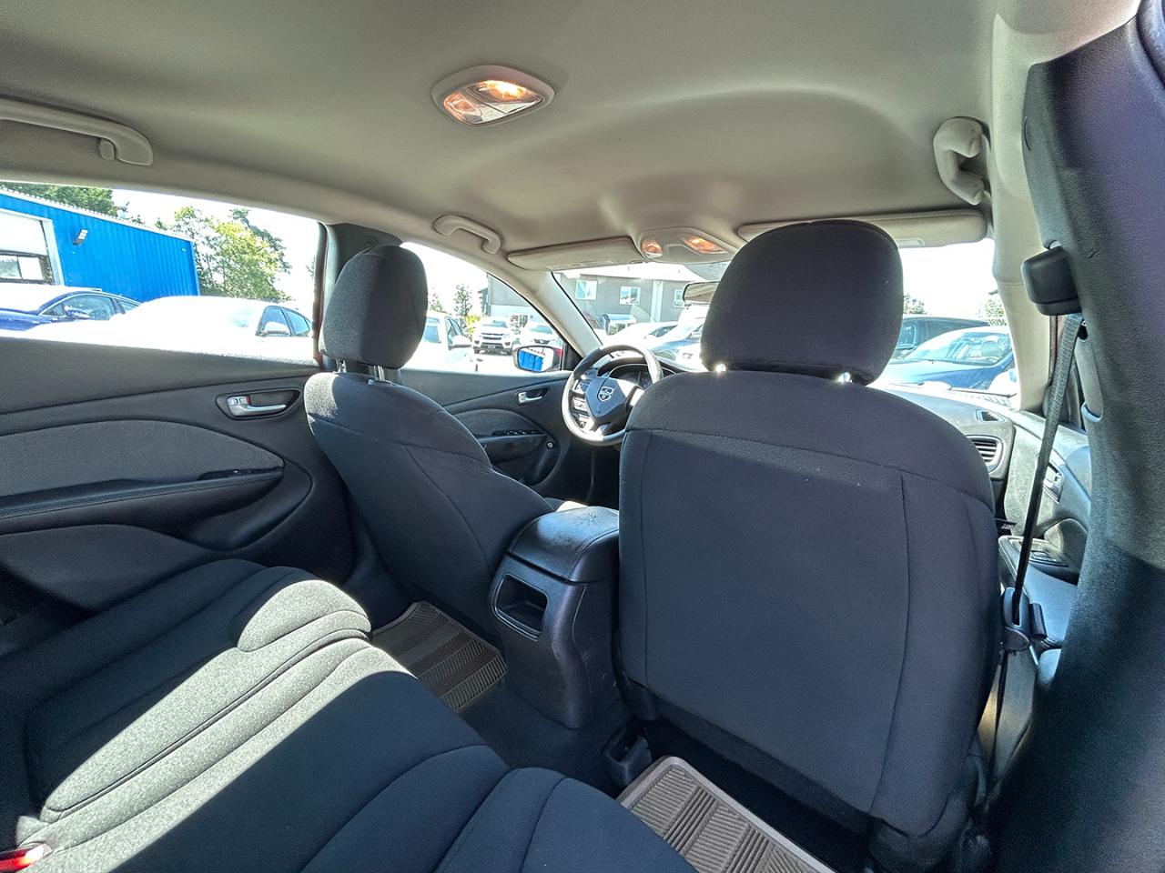 Dodge Dart 4dr Sdn SE 2013